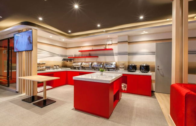 The Ibis Hotel - Foto 16
