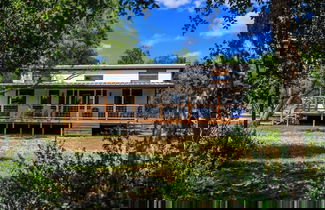 Foto 1 - Mimosa Waterfront With Hot Tub