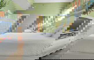 Photo 2 - Leeward Key Condominiums
