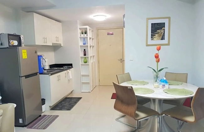 Apex At Jazz Makati - 41m2 Corner Apartment With Private Balcony City View - Photo 7