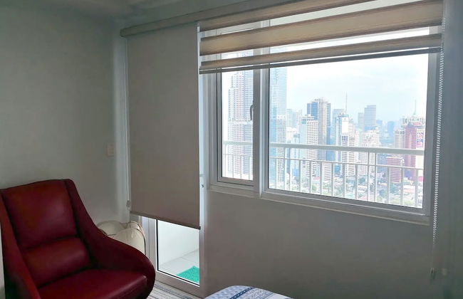 Apex At Jazz Makati - 41m2 Corner Apartment With Private Balcony City View - Photo 2