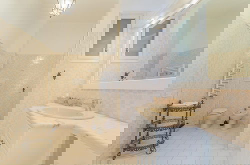 Foto 15 - Silver Apartment by Wonderful Italy