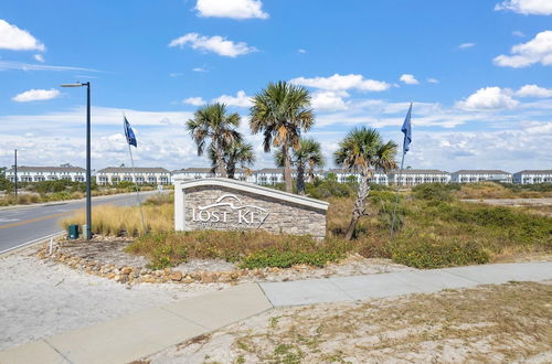 Photo 43 - Salty Breeze at Lost Key Villas-pet Friendly