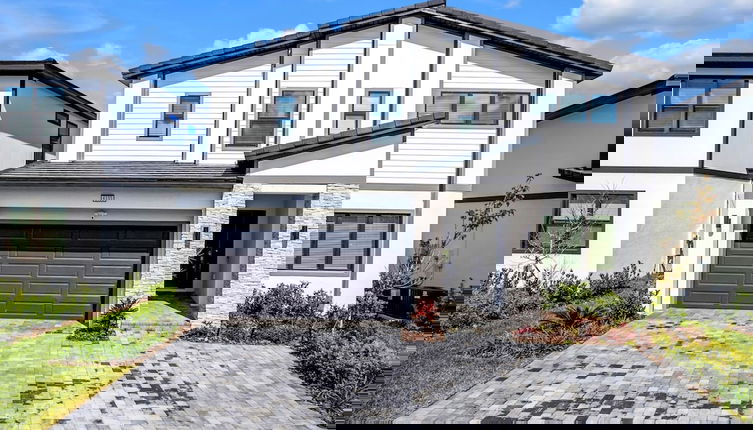 Foto 1 - Orlando's Best Escape Residence At Paradiso Grande Resort 5 Bedroom Home by RedAwning