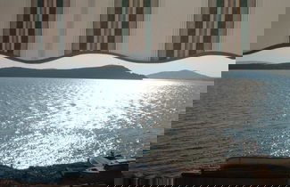 Photo 1 - Vale - Central & 20m to the sea - A1