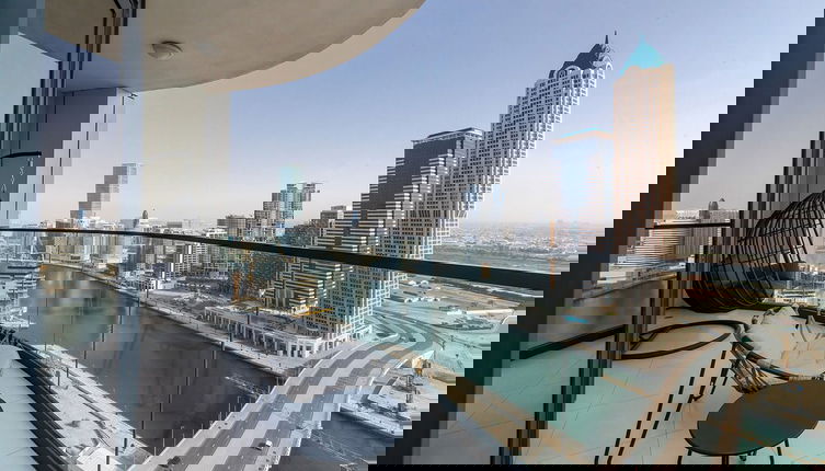 Foto 1 - Zada Tower 1BR with Dubai Canal view