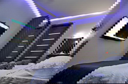 Foto 1 - Luxury 4 Bedroom Apartment in Tbilisi