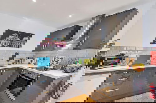 Foto 3 - Rainbow Studio - Spacious City Centre - Close to sea - Sleeps 1 to 3 Guests
