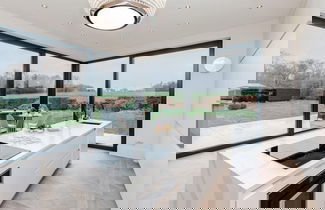 Foto 2 - Wisteria House - Sleeps 11