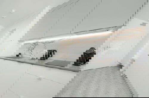 Foto 3 - Studio With Swimming Pool by Renters