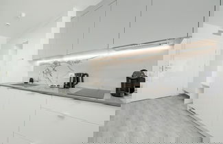 Foto 3 - Studio With Swimming Pool by Renters