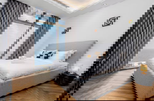 Foto 5 - Waves - Premium Seaside Retreat With Private Beach