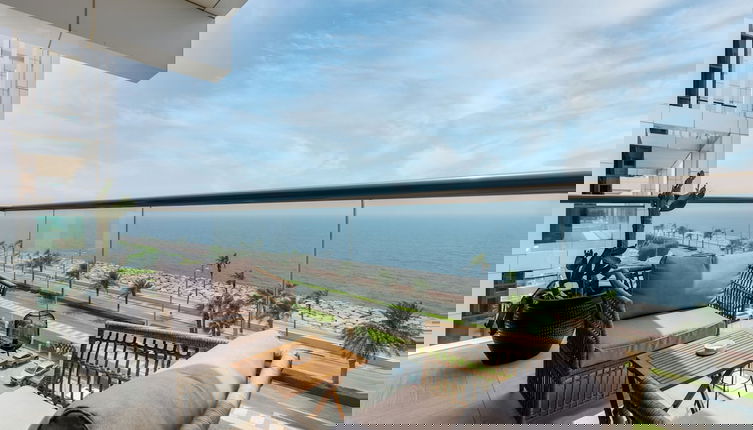 Foto 1 - Waves - Premium Seaside Retreat With Private Beach
