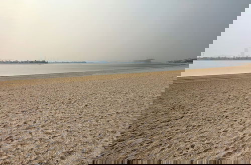 Foto 32 - Waves - Premium Seaside Retreat With Private Beach