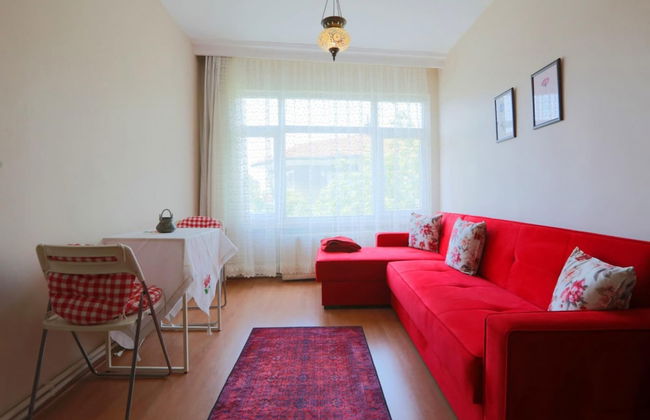 Flat With Two Living Rooms and Balcony in Uskudar - Foto 13