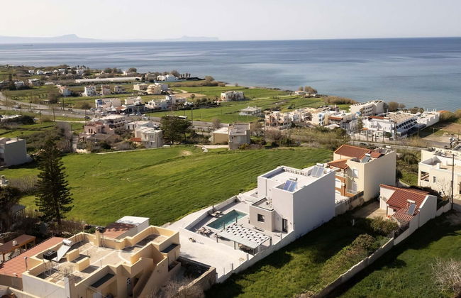 Villa Solaire - With 2 Private Pools Sauna - Foto 17