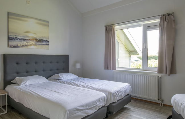 Bungalow in Zeeland Near Sandy Beaches - Foto 5