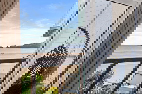 Photo 33 - Penrose - Beach House With Direct Beach Access