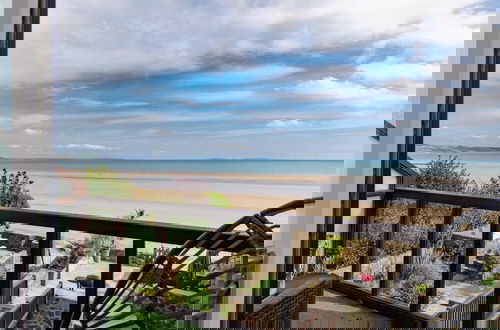 Photo 25 - Penrose - Beach House With Direct Beach Access