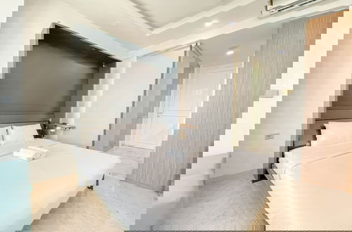 Foto 4 - Luxurious Studio At Art Deco Apartment