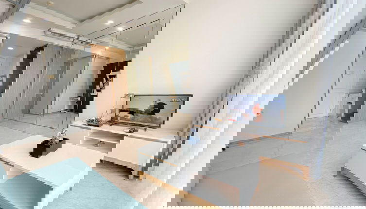 Foto 1 - Luxurious Studio At Art Deco Apartment