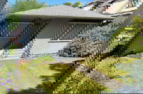 Photo 1 - Romantic Getaway Near the Heart of Vancouver