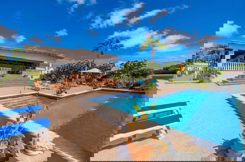 Foto 1 - Spacious 4BR Villa Private Pool Cozy Location