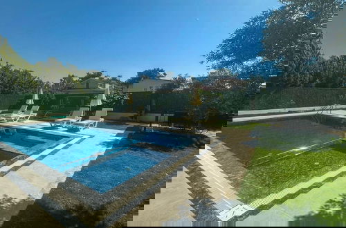 Foto 5 - Huge Triplex Villa w Pool and Garden in Fethiye