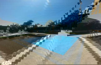 Foto 3 - Huge Triplex Villa w Pool and Garden in Fethiye