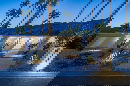 Foto 41 - Bauhaus Estate in Palm Springs