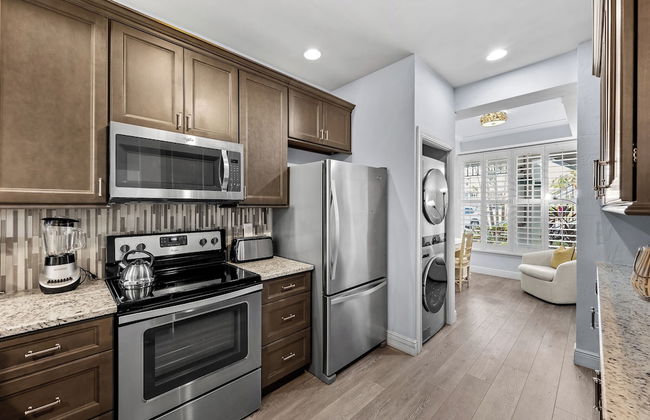 Bologna - Luxury 2-BR Condo with Lake & Golf Views at Green Links, Lely Resort. Access to Pool, Hot Tub, Tennis Courts, and Golf Courses. Near Naples Beaches & Downtown - Foto 17