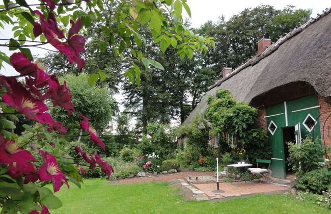 Romantic Thatched Roof House - Foto 25