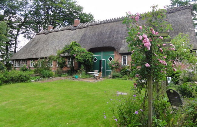 Romantic Thatched Roof House - Foto 22