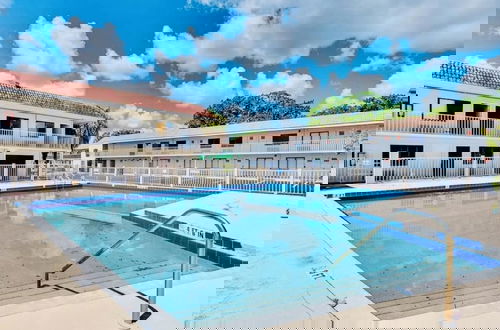 Foto 14 - 1/1 Condo-hotel With Double bed and Community Pool Miles From Disney!