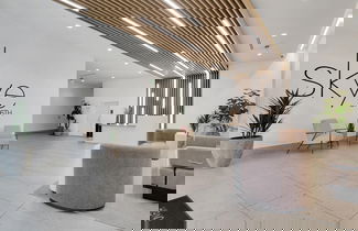 Photo 2 - Global Luxury Suites at Downtown Phoenix