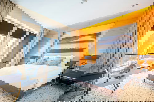 Foto 6 - Lux 1BR Apt in Dubai Mall Residences