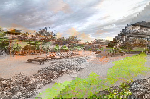 Foto 56 - Amani Beachfront Villa by YourHost