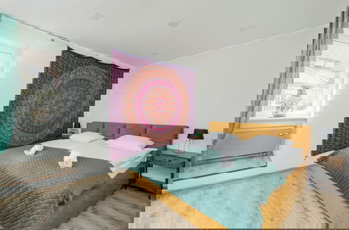 Foto 4 - Noble Green Bytom Apartment by Renters
