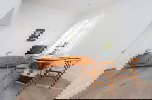 Foto 8 - Bright Apartment for 4 by Renters