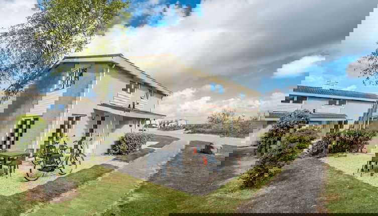 Foto 1 - Restyled Bungalow Near Beach