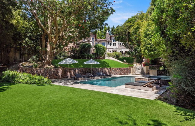 Carolwood - Modern Tuscan Villa With Rolling Lawns and Loggia in Holmby Hills - Foto 30