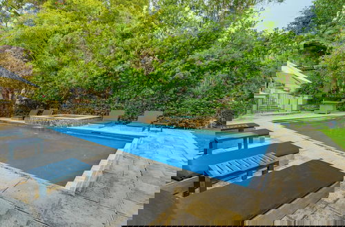 Foto 59 - Carolwood - Modern Tuscan Villa With Rolling Lawns and Loggia in Holmby Hills
