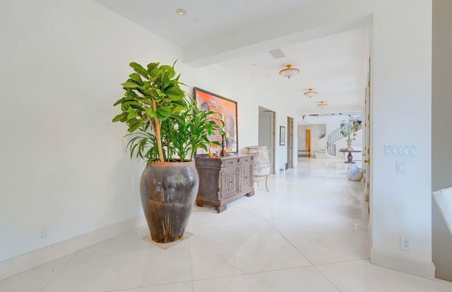 Carolwood - Modern Tuscan Villa With Rolling Lawns and Loggia in Holmby Hills - Foto 76
