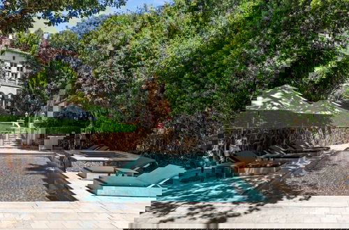 Foto 54 - Carolwood - Modern Tuscan Villa With Rolling Lawns and Loggia in Holmby Hills