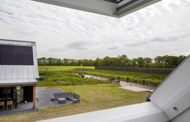 Beautiful Villa on the Water in Friesland - Foto 37