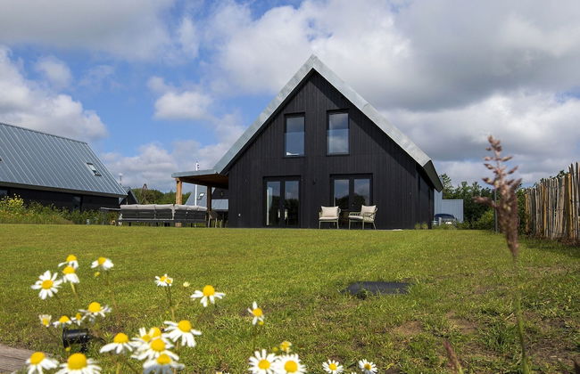 Beautiful Villa on the Water in Friesland - Foto 30