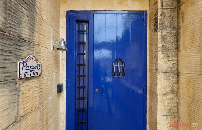 A Stunning Gozo Farmhouse With a Large Pool - Photo 14