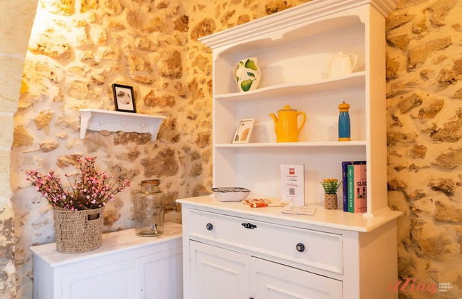 A Stunning Gozo Farmhouse With a Large Pool - Photo 12