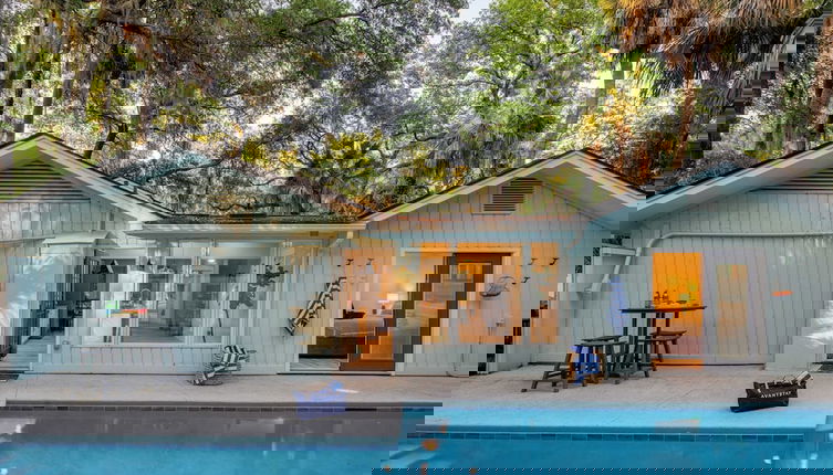 Foto 1 - Hilton Hideaway by Avantstay Private Pool, Walk to Beach
