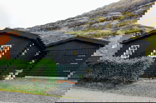 Photo 15 - Tranquil Village Retreat | Tjørnuvík